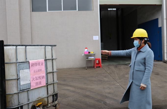 疫情來(lái)臨快速響應(yīng)，捐贈(zèng)消毒液等醫(yī)療物資